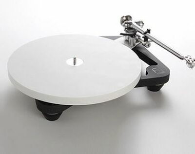REGA Planar 10