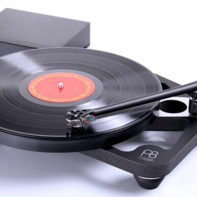 REGA Planar 8