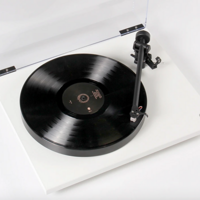 REGA Planar 1 Plus